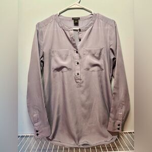 Ann Taylor XS Gray Lightweight Henley Style Long Sleeve Top Pocket Blouse